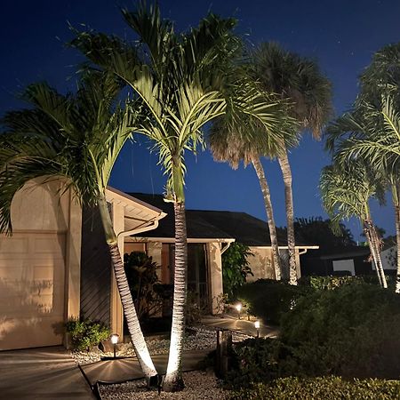 Pool Home With A New Sparkling Pool, Close To Beach, Lovely Lake View Naples Exterior photo